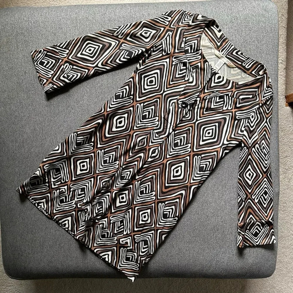 Diane Von Furstenberg Vintage 100% Silk Dress Size 4 - Picture 1 of 5